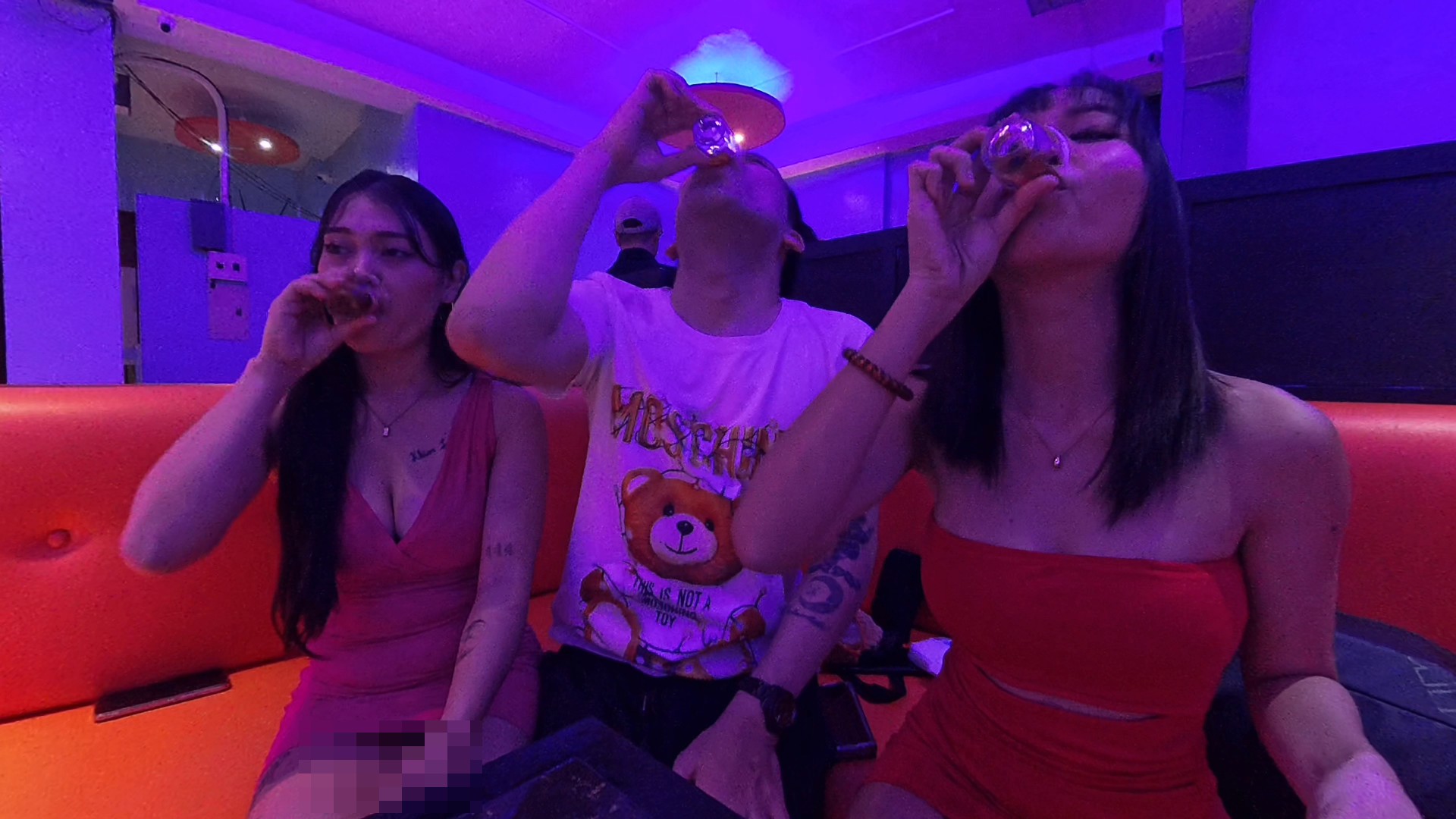 Club Kでメアリーさんと乾杯