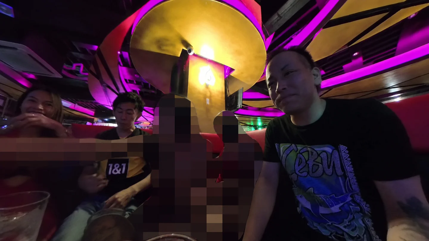 セブのWingで過ごした夜のテーブル