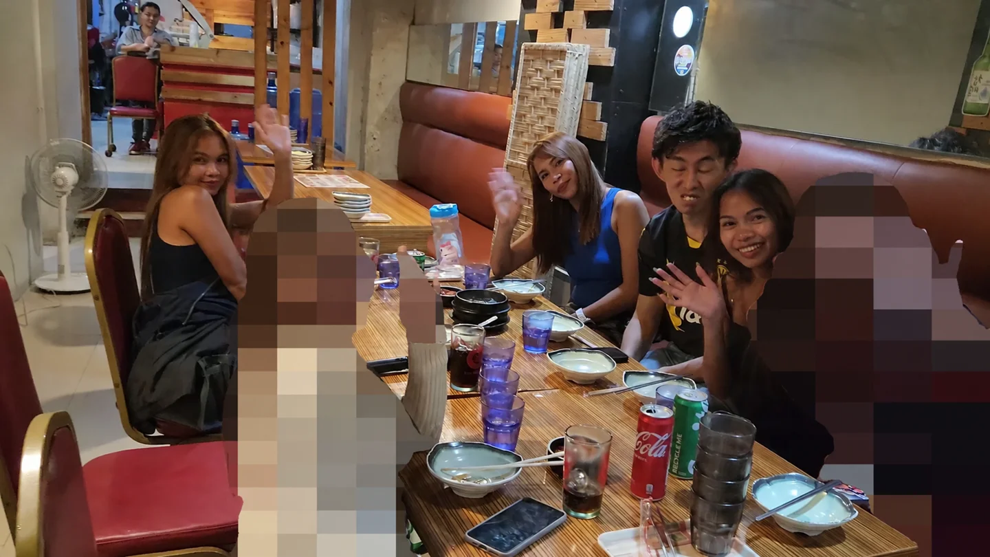 ゴルモックで囲んだ深夜の食卓