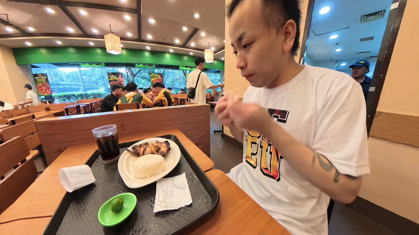 イナサルのチキンとライスを食べるとも