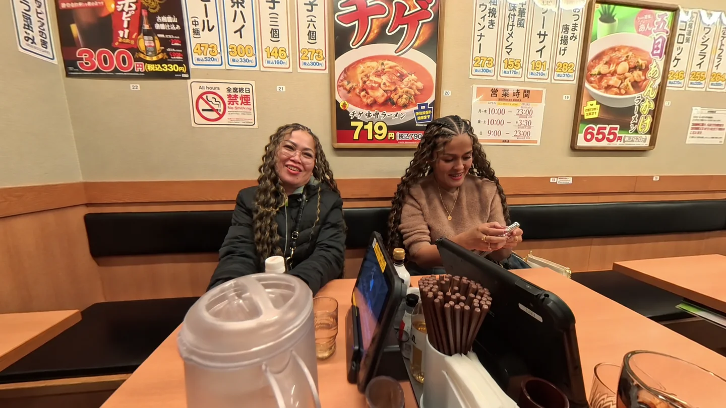 帰国後に訪れた日高屋でのひとこま