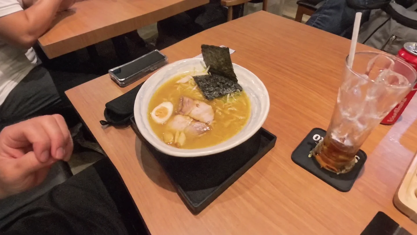 天洋ラーメンのナナ店で食べたラーメン